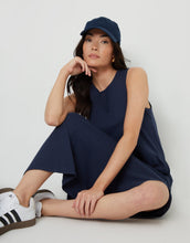 Load image into Gallery viewer, Women's Navy Sleeveless Jersey Midi Dress with Pockets
